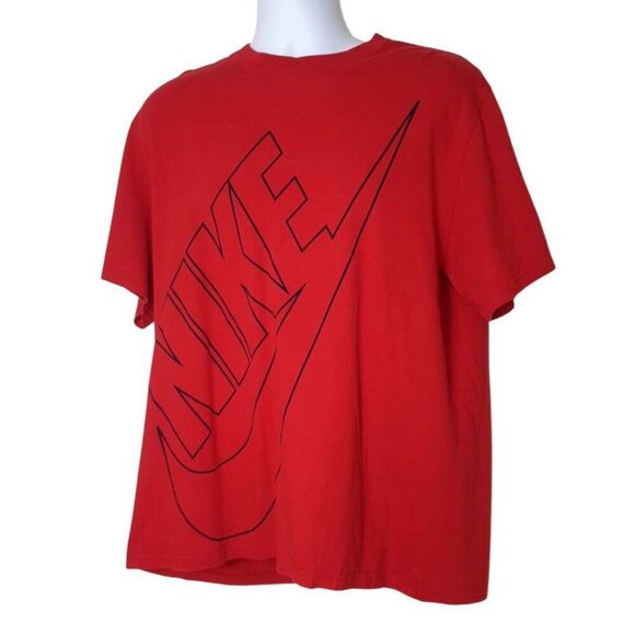 Nike Mens Graphic T-Shirt XL Retro Red Regular Fit Large Swoosh Logo Cotton Tee - Picture 1 of 5